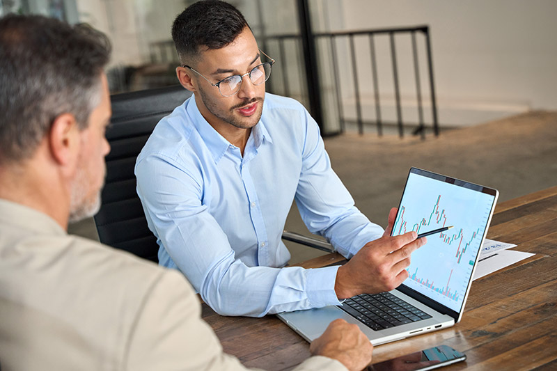 Investing Fundamentals for Beginners: Where to Start and Common Mistakes to Avoid